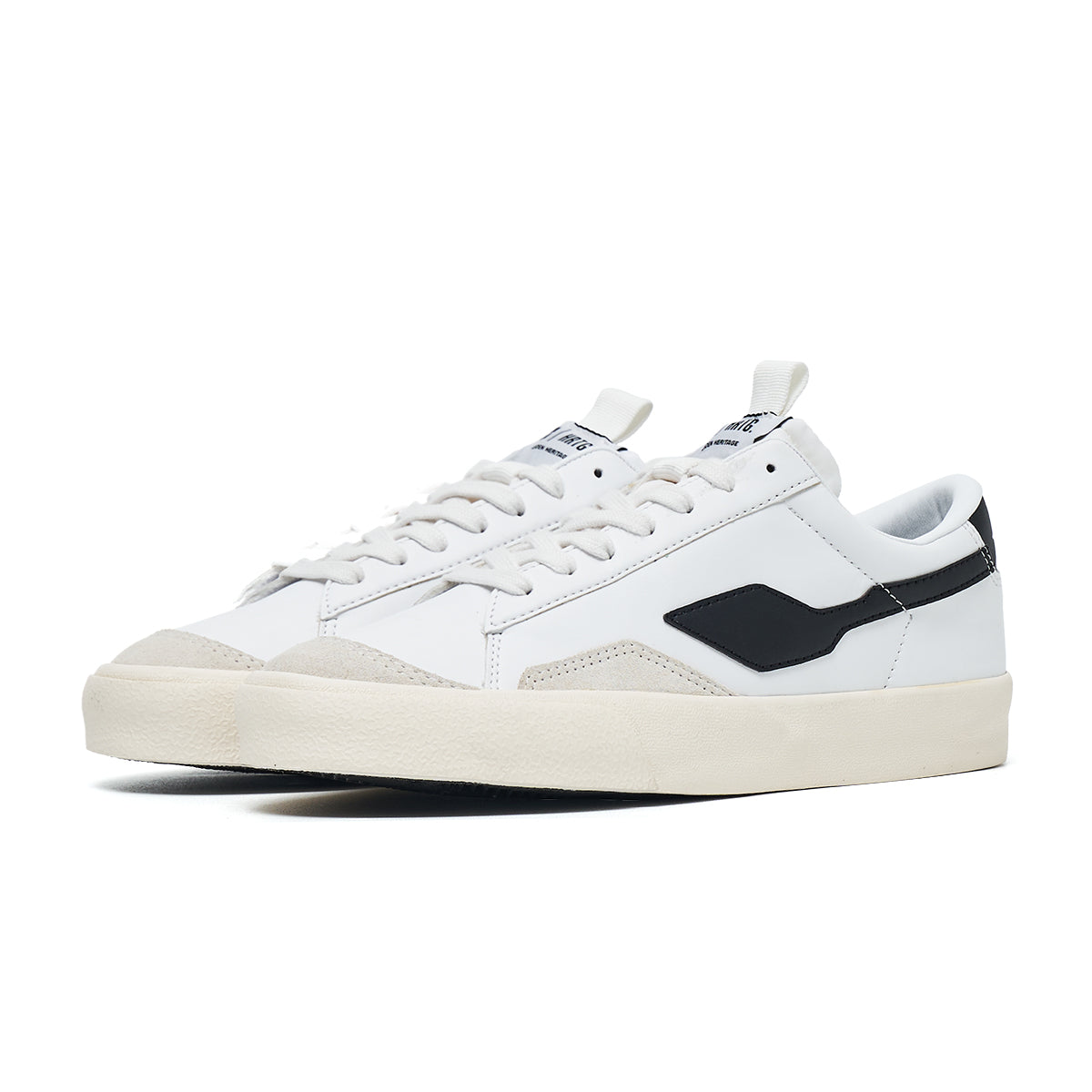 CRUZE - WHITE/BLACK