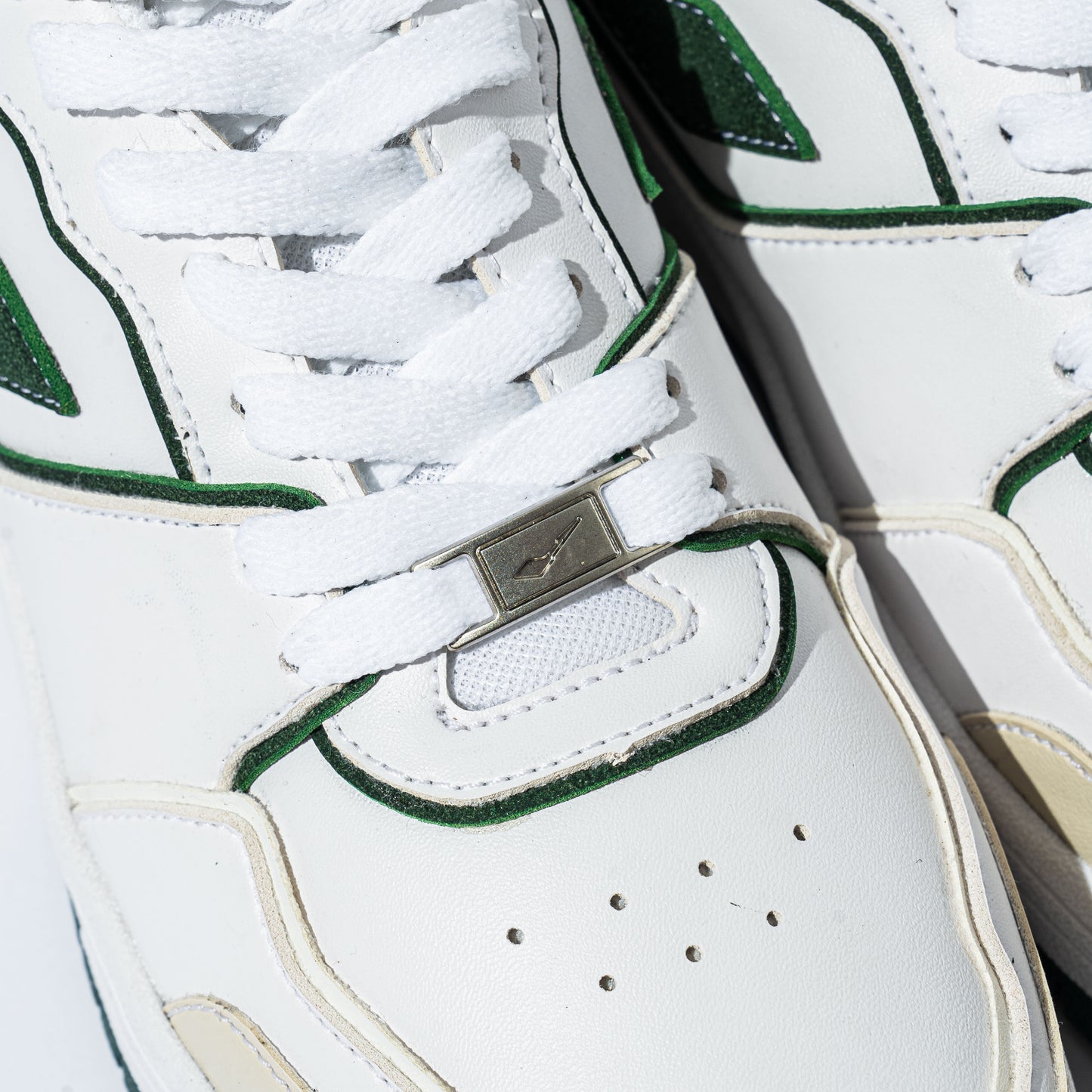 Comet Blaze 247 - Vine Green